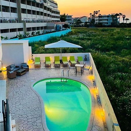 White&Blue luxury suites Ialysos  Extérieur photo