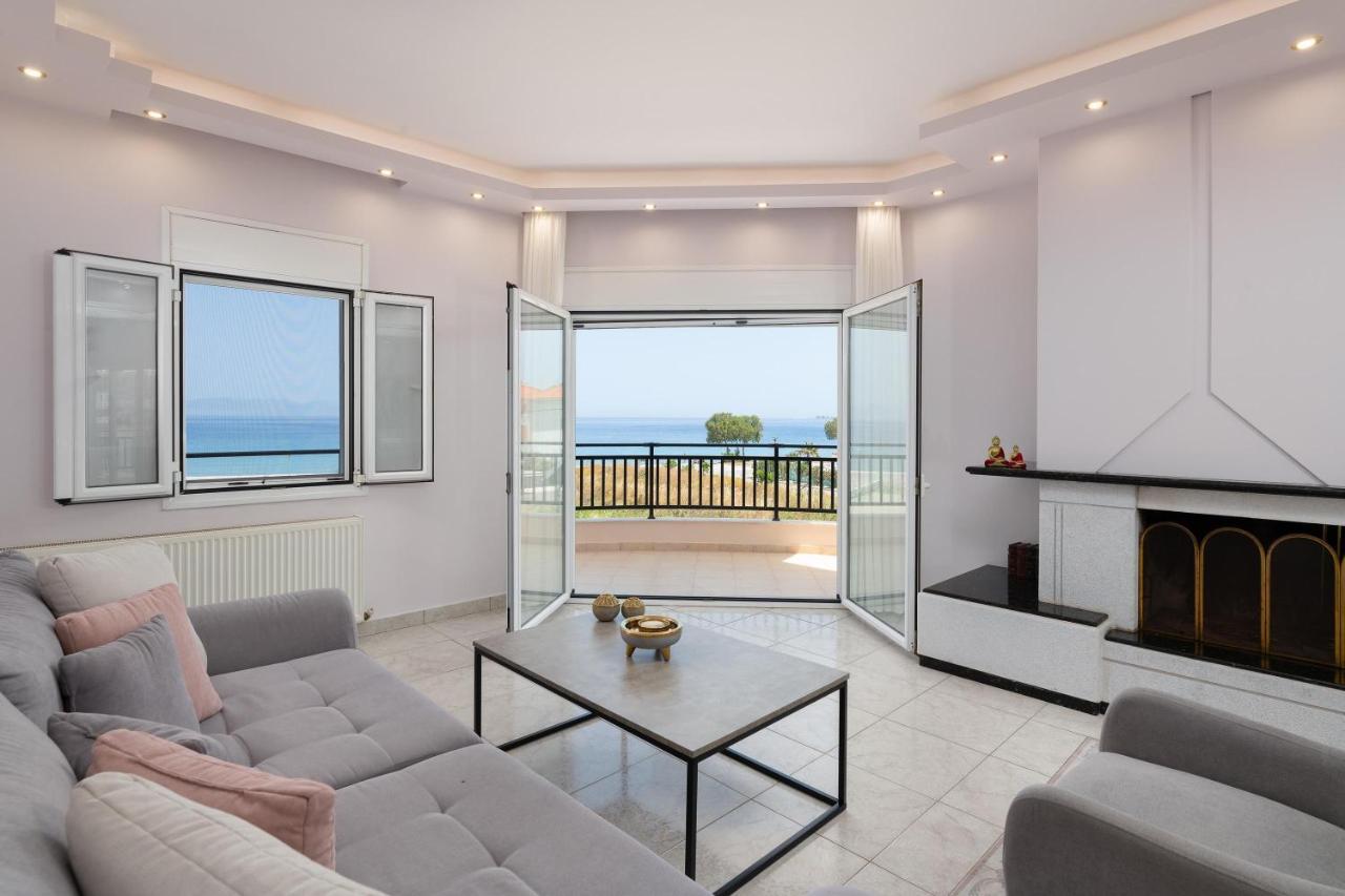 White&Blue luxury suites Ialysos  Extérieur photo