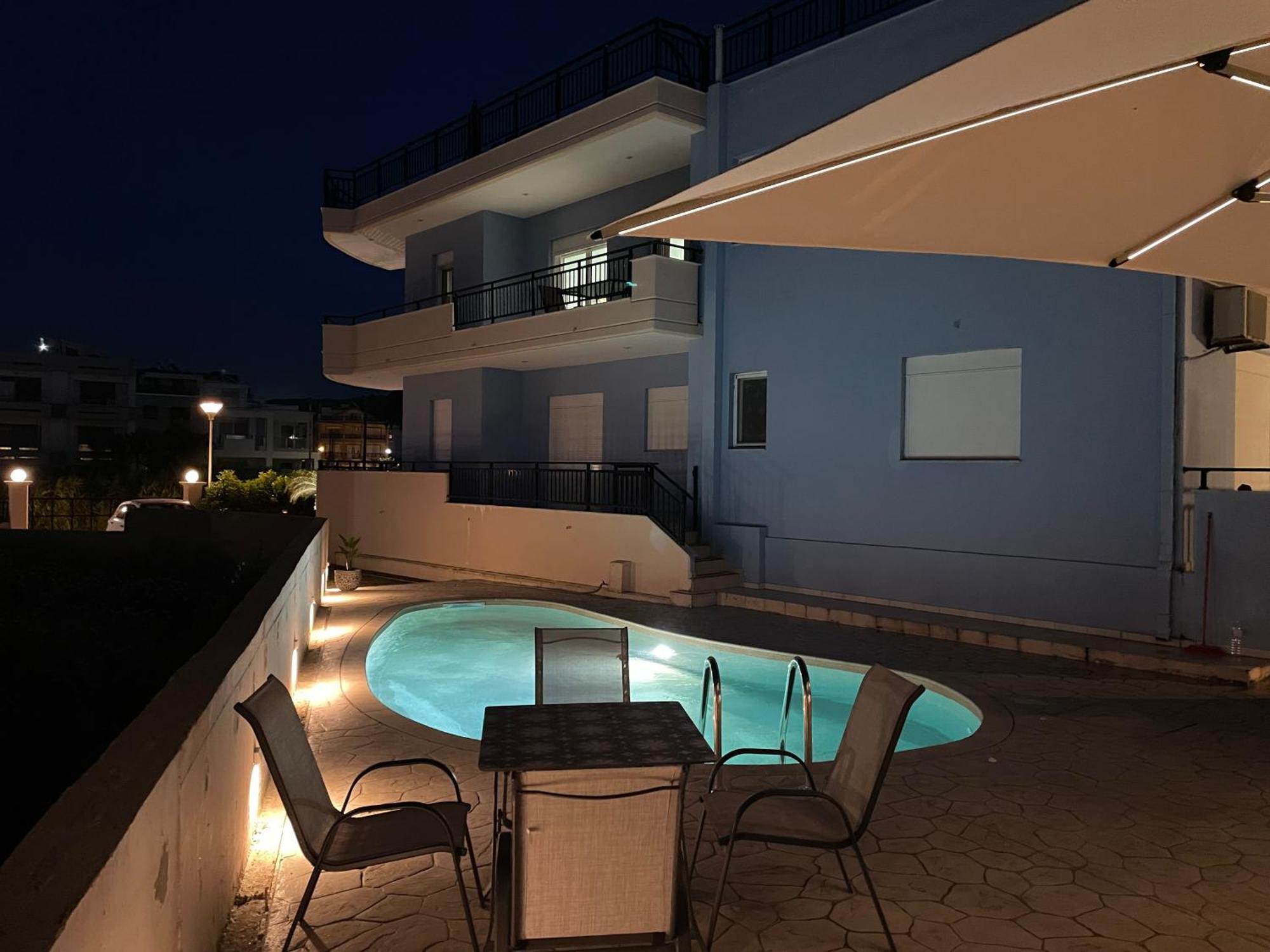 White&Blue luxury suites Ialysos  Extérieur photo