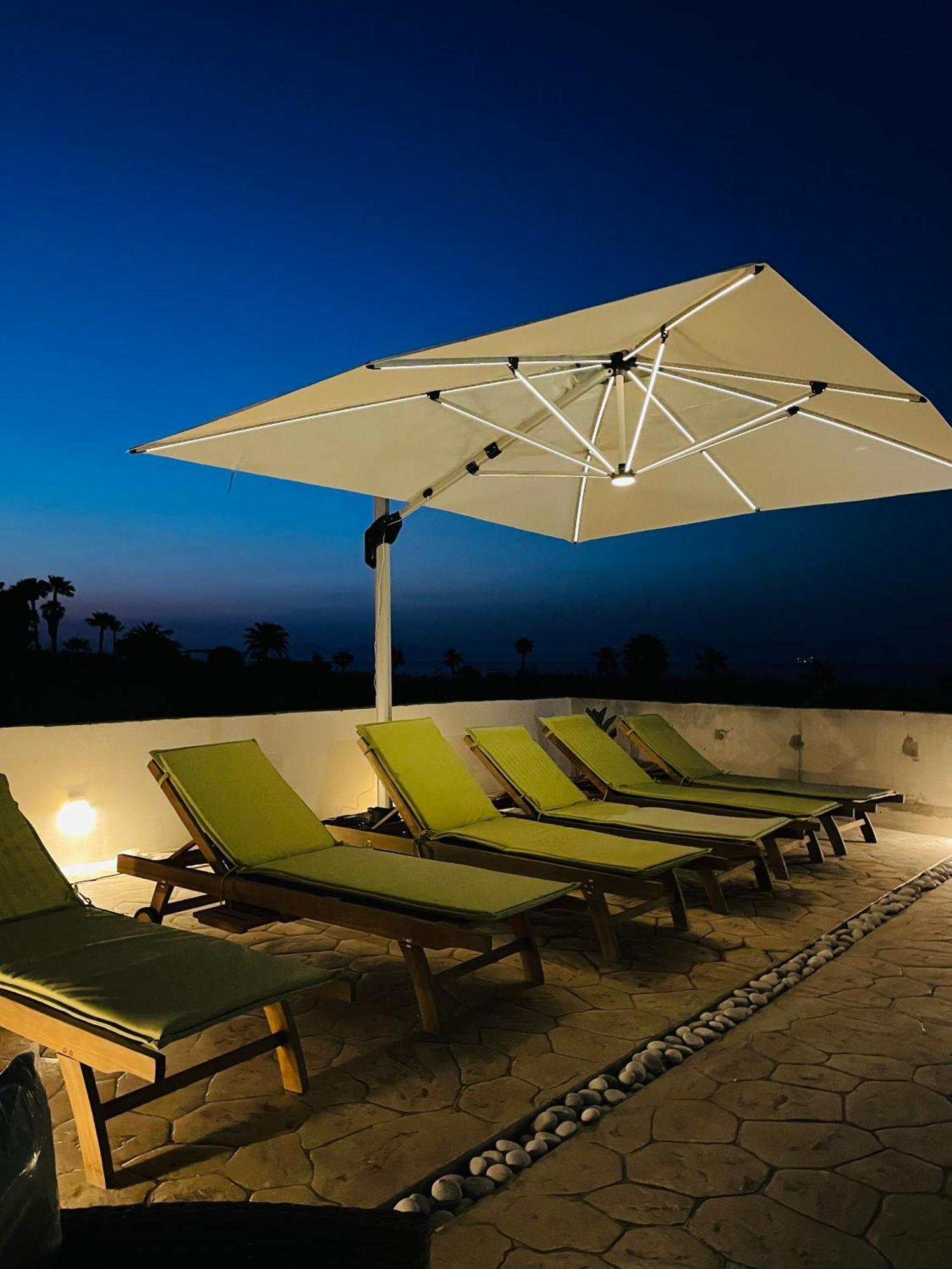White&Blue luxury suites Ialysos  Extérieur photo